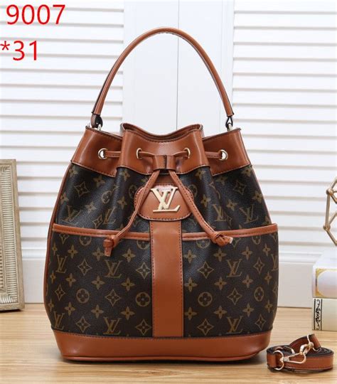 dhgate louis vuitton shoulder bag|louis vuitton wholesale bags.